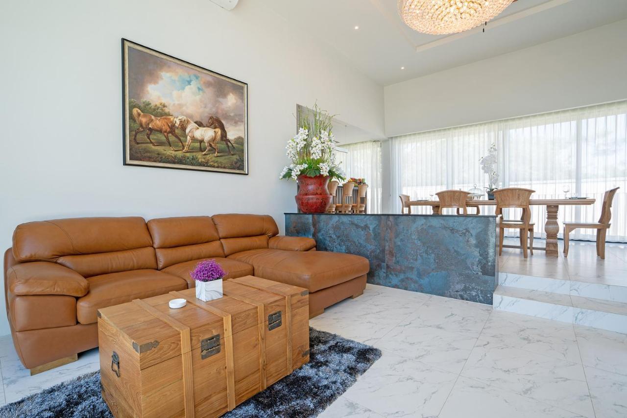 Gold Chariot Pool Villa, Phuket - Sha Plus Certified Bãi biển Bang Tao Ngoại thất bức ảnh